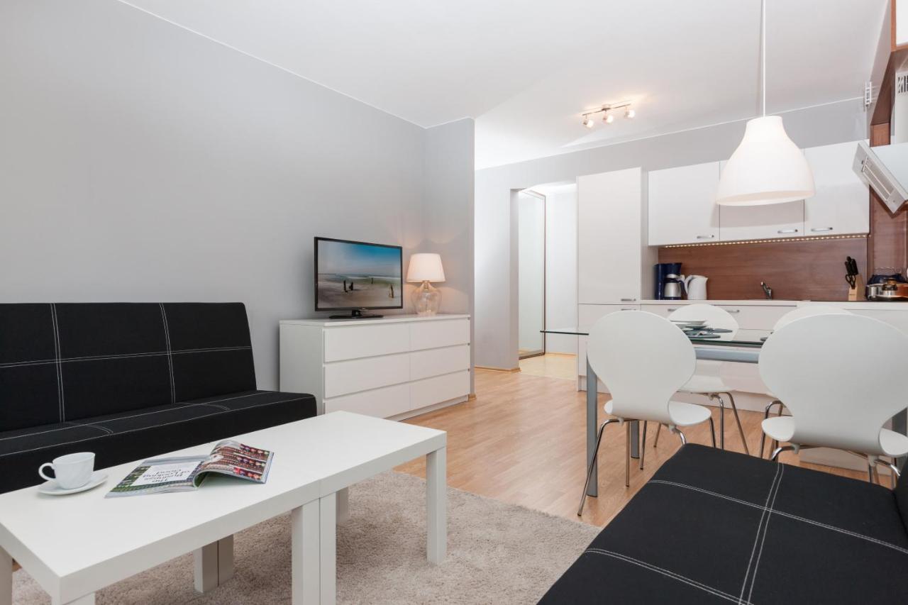 Zdrojowa By Renters Apartment *