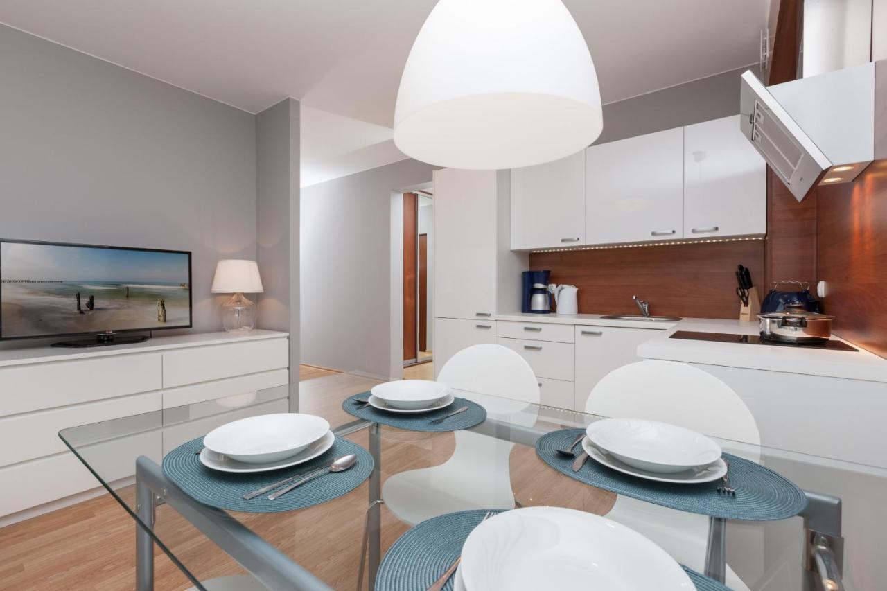 Zdrojowa By Renters Apartment *